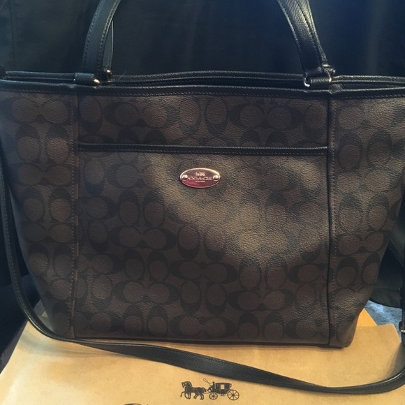 Coach City Pocket Black Signature Tote+ Wallet SET - Picture 2 of 8